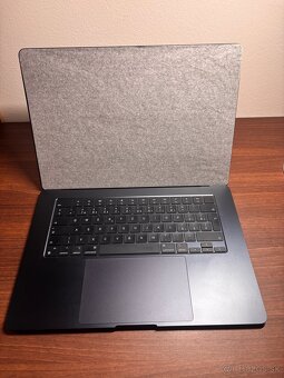 MacBook Air 15" M2 SK 2023 Tmavo atramentový - 2