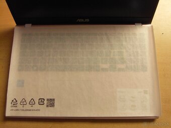 Notebook ASUS E510- ružová farba- AKO NOVÝ - 2
