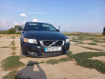 Volvo v50 - 2