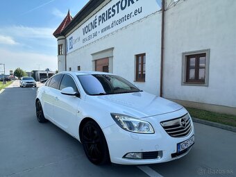 Opel Insignia 2.0cdti 118kw 2011 - 2