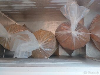 Predám tohtoročny mrazeny včely peľ 10EURO-za kg - 2