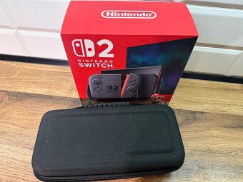 Predám Nintendo Switch 2 + 15 hier + obal a záruka - 2