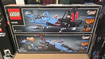 LEGO Technic 42066 Pretekárska stíhačka - 2