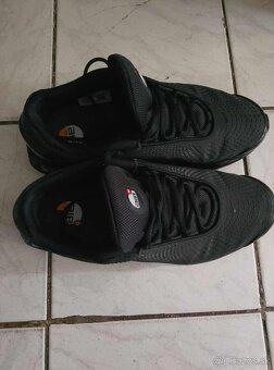 NIKE AIR MAX DN - 2