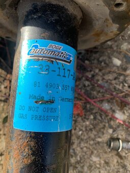 Predné tlmiče passat b5 b5.5 skoda superb 1 - 2