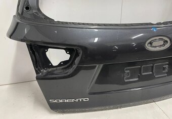 Kia Sorento 2015- 5. Piate kufrové dvere kufor - 2
