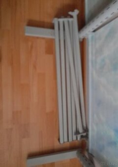 Regál kovový variabilný - 2