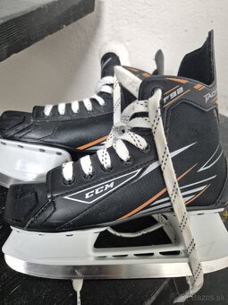 CCM TACKS KORČULE 35 - 2