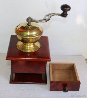 Starý mlynček na kávu II - 2