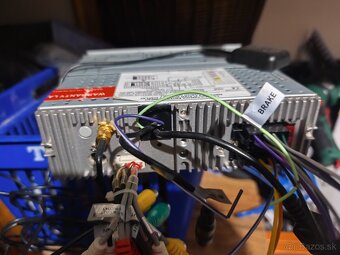 Predám autorádio s MP4 video - 2