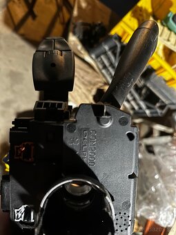 Páčky za volantom Peugeot/citroen - 2