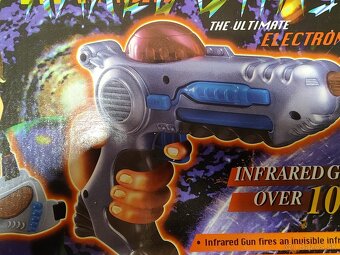 Zvuková pištoľ a vesta - 2