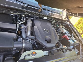 Nissan np 300 navara automat - 2