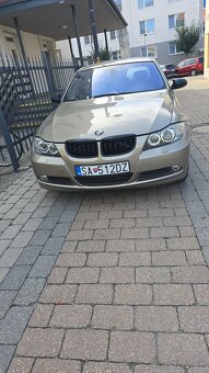 BMW e90 320i - 2