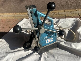 magnetická vŕtačka BOSCH - 2