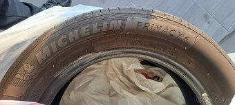 185/65R15 - 2