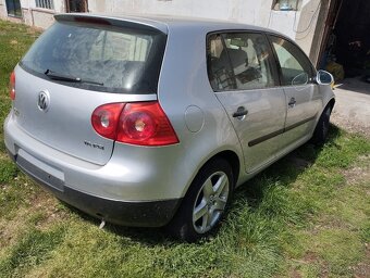Golf 5 1.6 FSI nepojazdné - 2