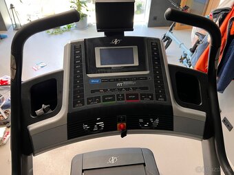 NordicTrack Incline Trainer X7i - 2