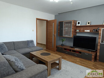 NOVINKA - 3 izbový kompletne zrekonštr. byt s loggiou - 2