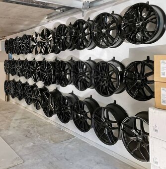 Predaj nových a zánovných alu diskov - Hornwheels - - 2