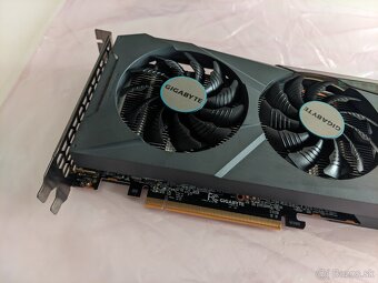 GIGABYTE Radeon RX 6600 EAGLE 8GB - 2
