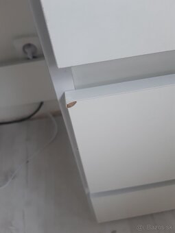 Veľký kozmetický stolik - 2