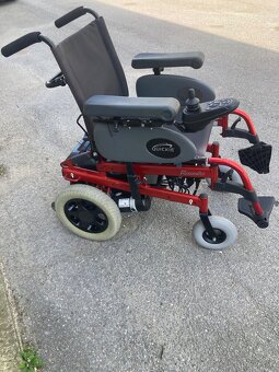 Elektrický invalidní vozík - 2