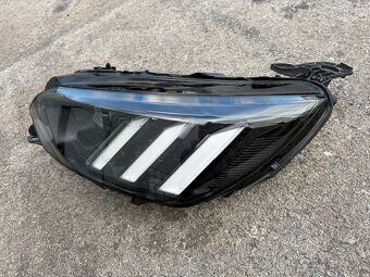 Peugeot 208 2008 -2019+ Lave predne full led svetlo - 2