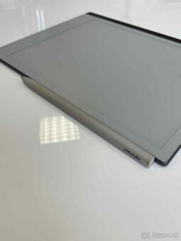 Predám Remarkable 2-Stav ako nový - 2