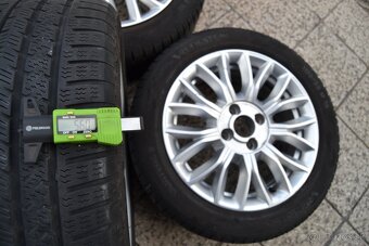 Hliníkové disky R15 a zimné gumy 185/55 R15 na Fiat 500 - 2