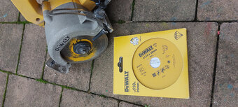 Dewalt rezačka dlažby - 2