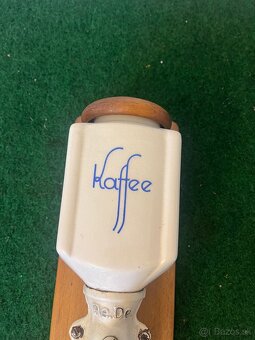 Starožitný keramický mlynček na kavu - 2