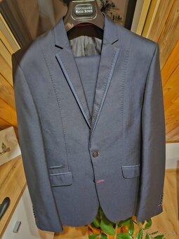 Predám oblek - 2