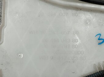 Peugeot 3008 II 2016- nádržka ostrekovača - 2