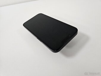 Apple iPhone 13 128GB - 2