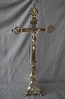 Oltárne svietniky s krížom - 2