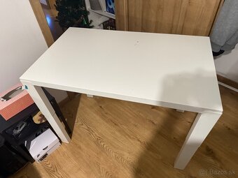 Stôl+ stolička - 2