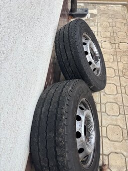 Kolesa 215/70r15cp - 2