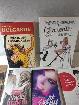 Balik Evitoviek- románov pre zeny. - 2