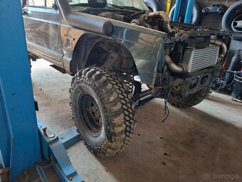 33x11.5 r15 - 2