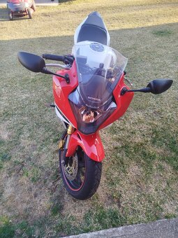 Honda CBR 600 F - 2