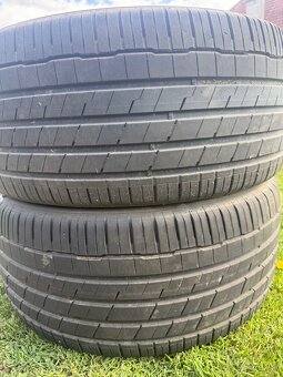 HANKOOK 295/40 R21 letne - 2
