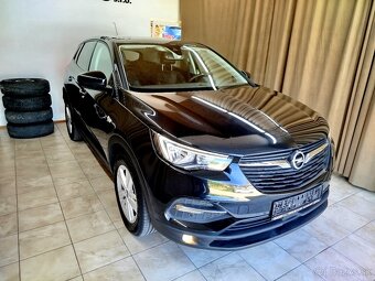 Opel Grandland X benzín automat - 2