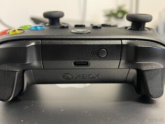 Xbox series controller - 2