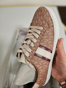 Michael Kors - 2