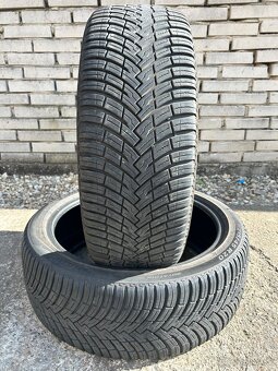 215/45R20 Pirelli Cinturato Allseason SF2 - Celoročná - 2