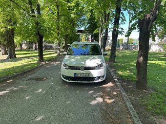 Volkswagen Touran 2.0 TDI Highline DSG - 2