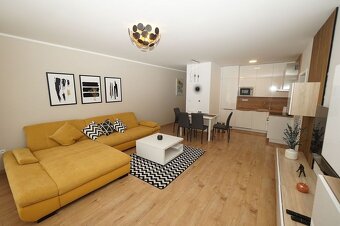 Luxusný 4i-byt s vnútorným parkovaním novostavba / Centrum - 2