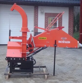 Štiepkovač za malotraktor, šteipkovač WC-8 - 2