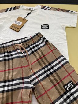 Burberry biela krátka suprava - 2